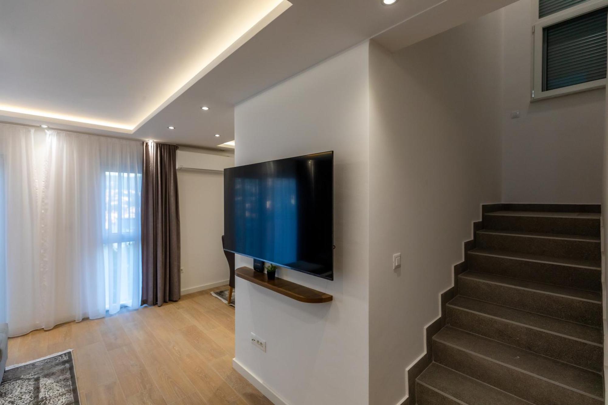 Maira Aparthotel