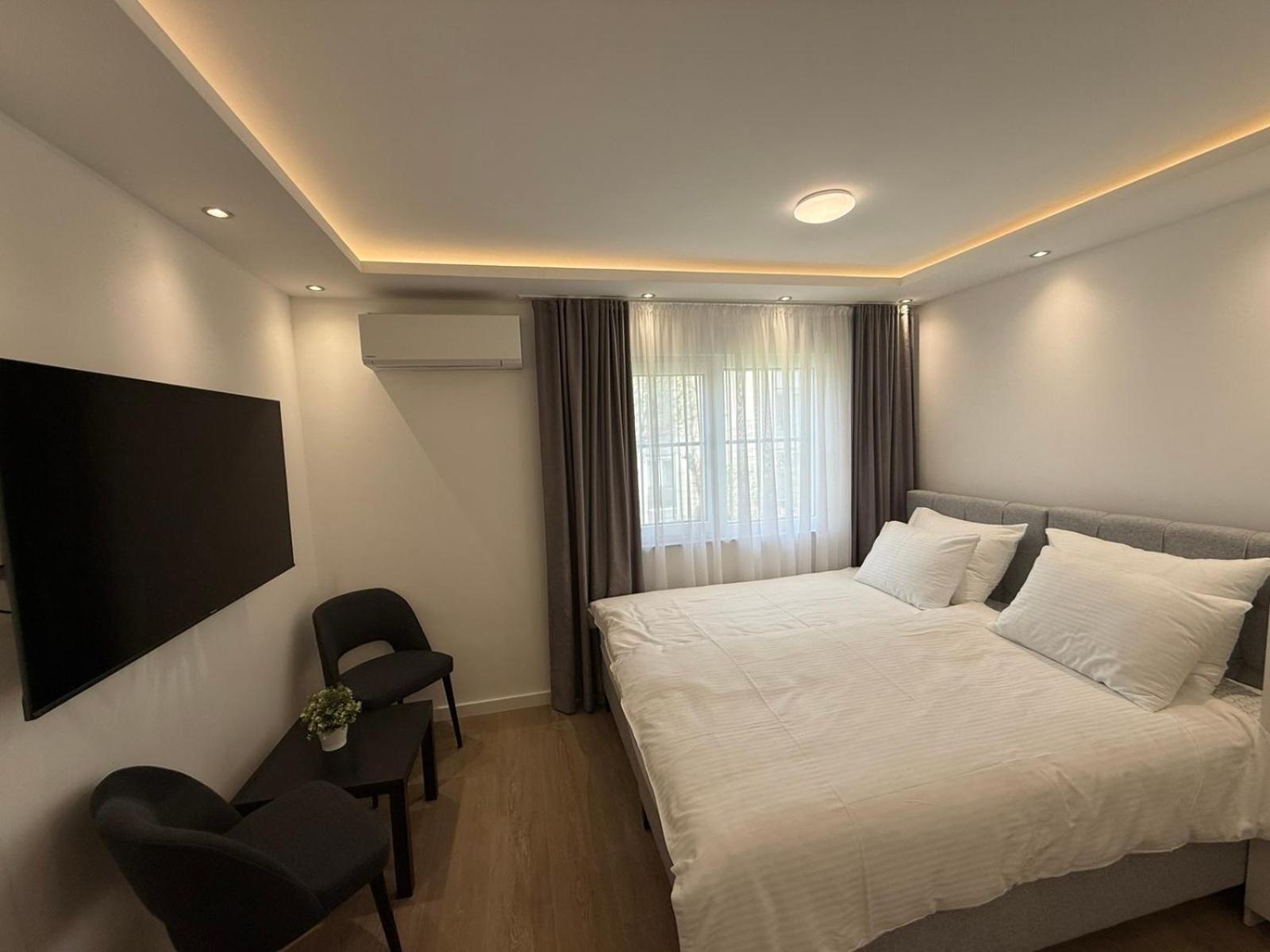 Maira Aparthotel